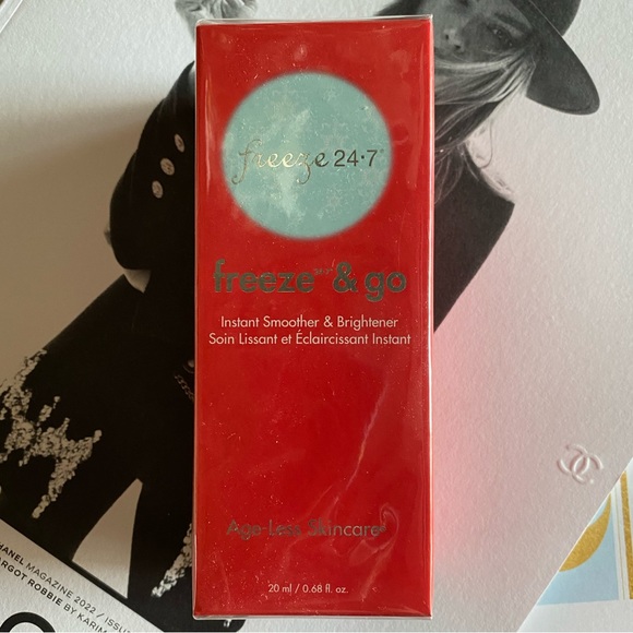NWT Freeze and Go - Instant Smoother and Brightner - Picture 1 of 5